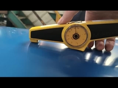 Inspectie van de verfdikte