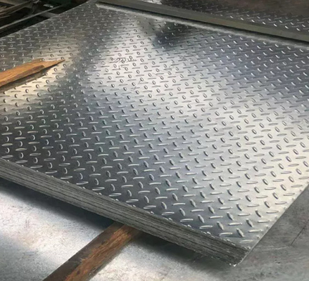 ASTM DX51D Z181-Z275 Volledig hard T-type / Tear Drop Gi geruite plaat voor metalen dak