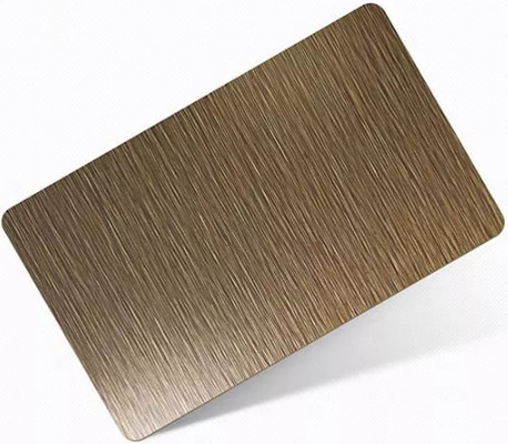 ASTM reliëf aluminium gegalvaniseerd 680 mm ~ 1380 mm voor dakbedekking versieren