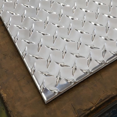 1050 1100 3003 5052 In reliëf gemaakte Diamantaluminium Geruite Plaat voor Verkeersteken