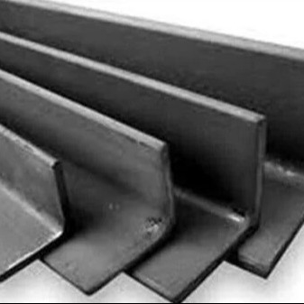 De warmgewalste/Ondergedompelde Geperforeerde Gegalvaniseerde Ingelaste Bar Iron100 x 100 x 5 van de Staalhoek