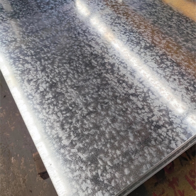 DX52D S220GD S250GD gegalvaniseerde dakplaten 26 Gauge Z180 Warm gedompeld 0,2-4mm Anticorrosion
