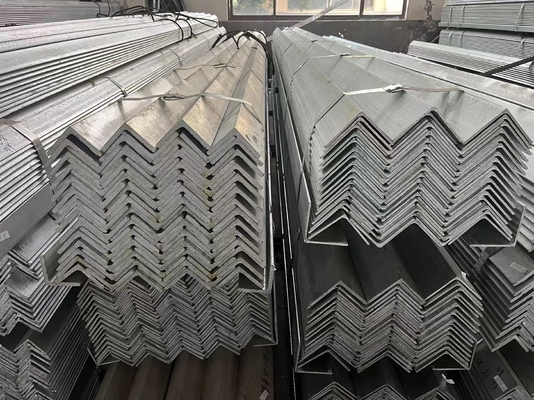 ISO9001 Warmgewalst roestvrij staal hoekbalk 3m 4m 5m Lengte 304 347 321H