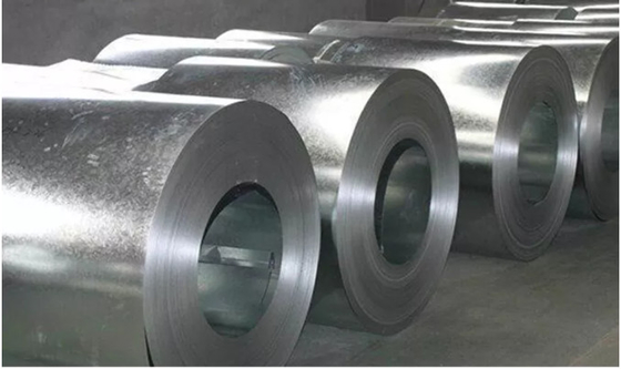 ISO9001 ASTM JIS Q195 Q215 Materiaal gegalvaniseerde stalen spoel 50 mm 200 mm 500 mm Breedte