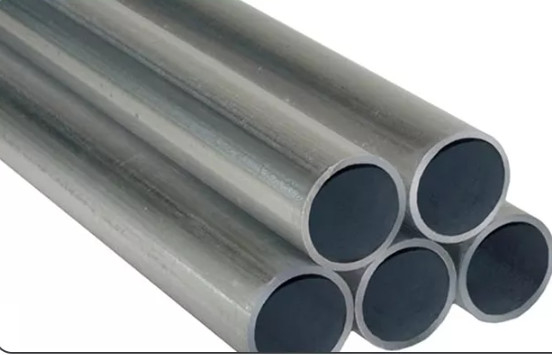 Q345 Q235 Materiaal gegalvaniseerde stalen buizen Ronde/vierkante/rechthoekige type Voor de industrie