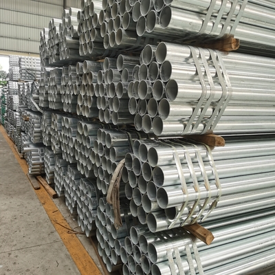 Buitenste diameter 28 mm gegalvaniseerd stalen buis ASTM A572 voor steigermaterialen