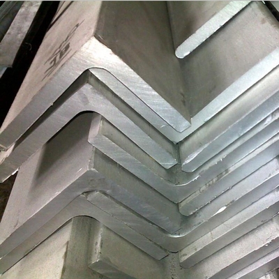 Hoekstaal warmgewalst 90 ° gegalvaniseerd met standaardmaat 100x100x10mm Q235 Q345 koolstofstaal